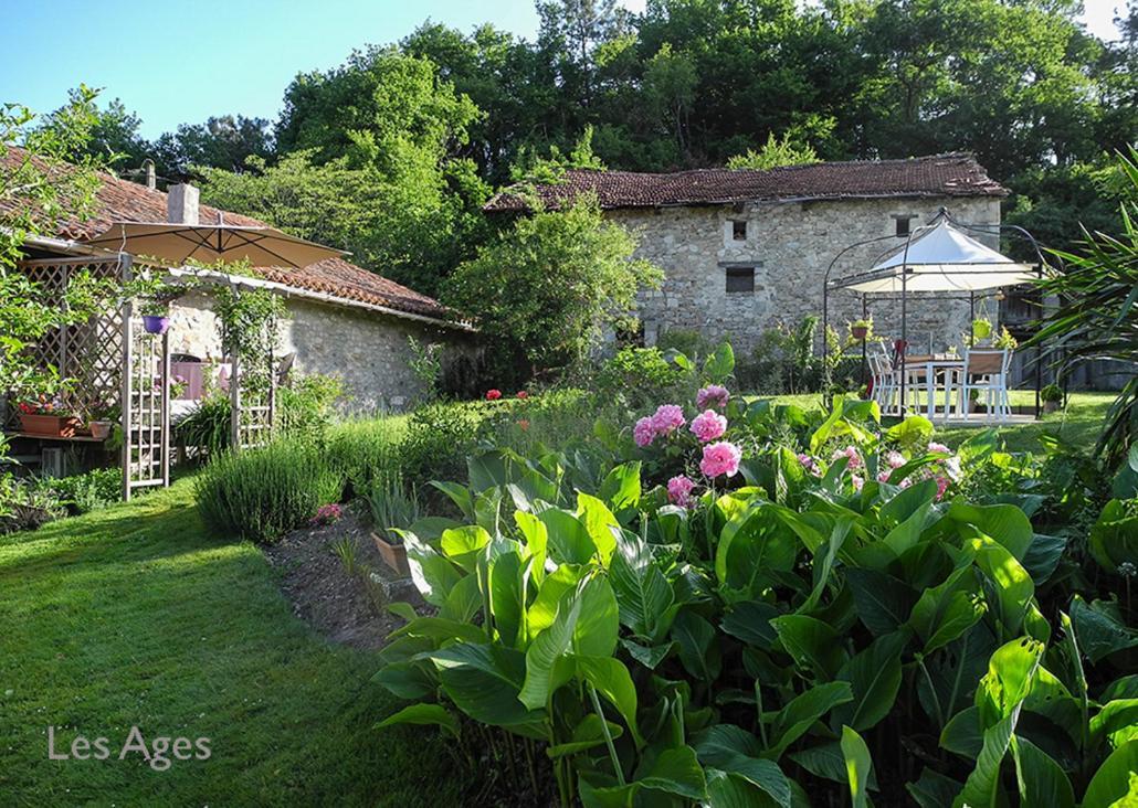Brantome Les Ages Chambre D'Hotes Ngoại thất bức ảnh
